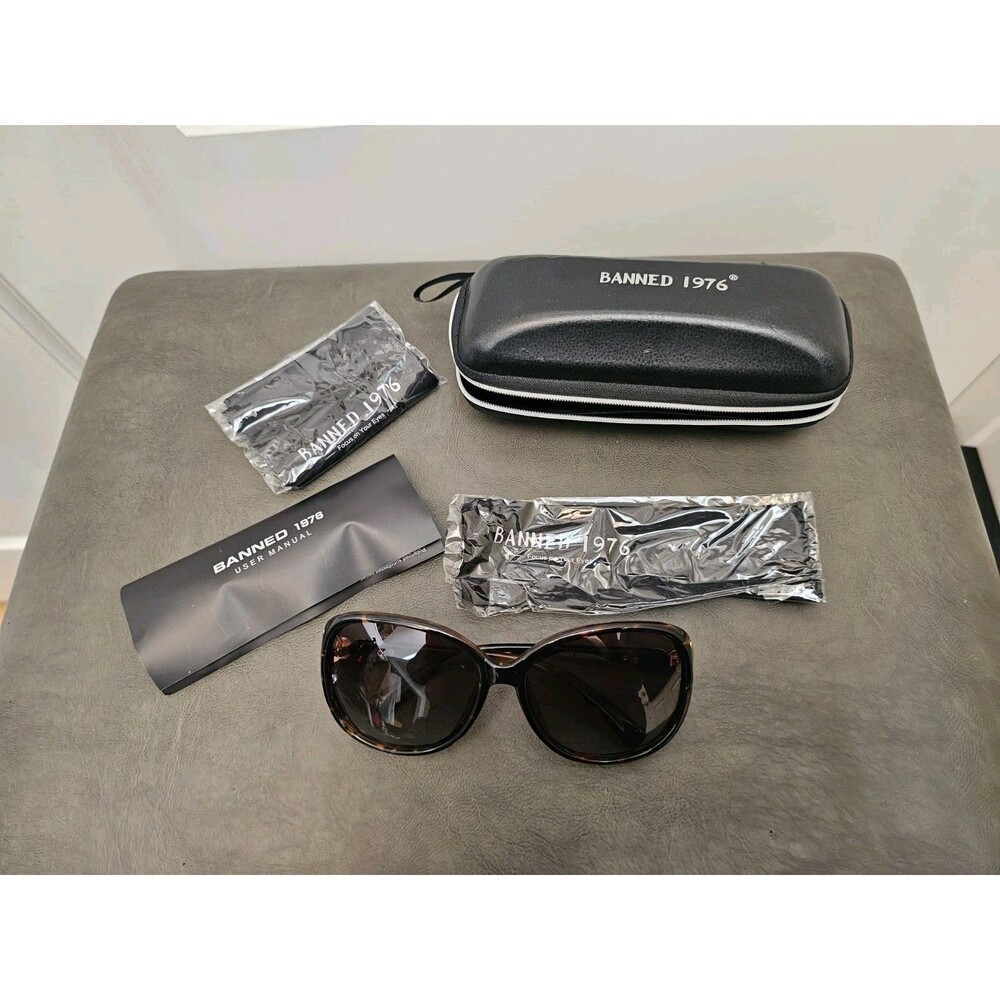 Banned 1976 Women Sunglasses Polarized Tortoiseshell Oval Eyewear Case Set
